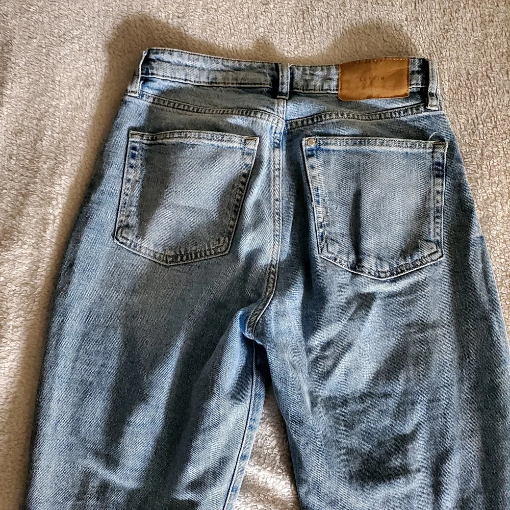 H&M mom jeans